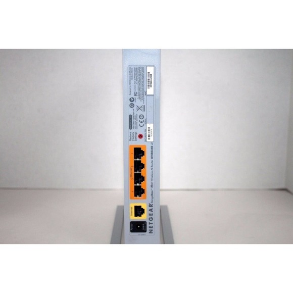 Netgear RangeMax WNR834B 270 Mbps 4-Port 10/100 Wireless N Router WNR834B-100NAS - Picture 7 of 10